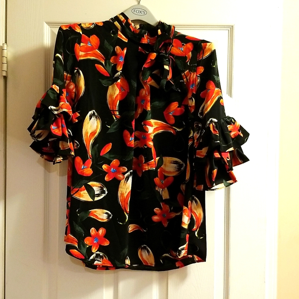 Woman's  Fashion Gracia Top